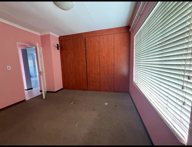 3 BEDROOM HOUSE FOR SALE IN WATERKLOOF